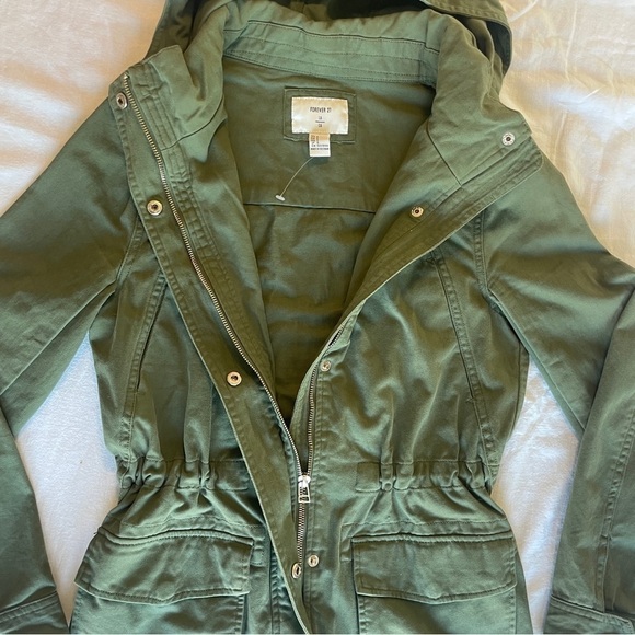 FOREVER 21 Olive Green Parka Jacket Size Small removable hood - Picture 13 of 14